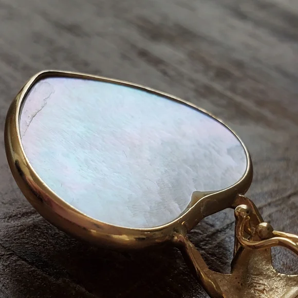 MAZ 14K Yellow Gold Mabe Pearl Crossed Heart Large Pendant - Picture 4 of 7